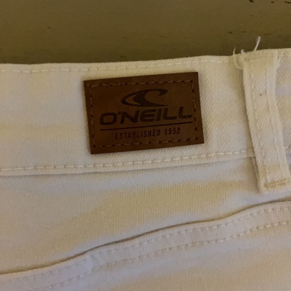 Oneil shorts - Picture 3 of 5